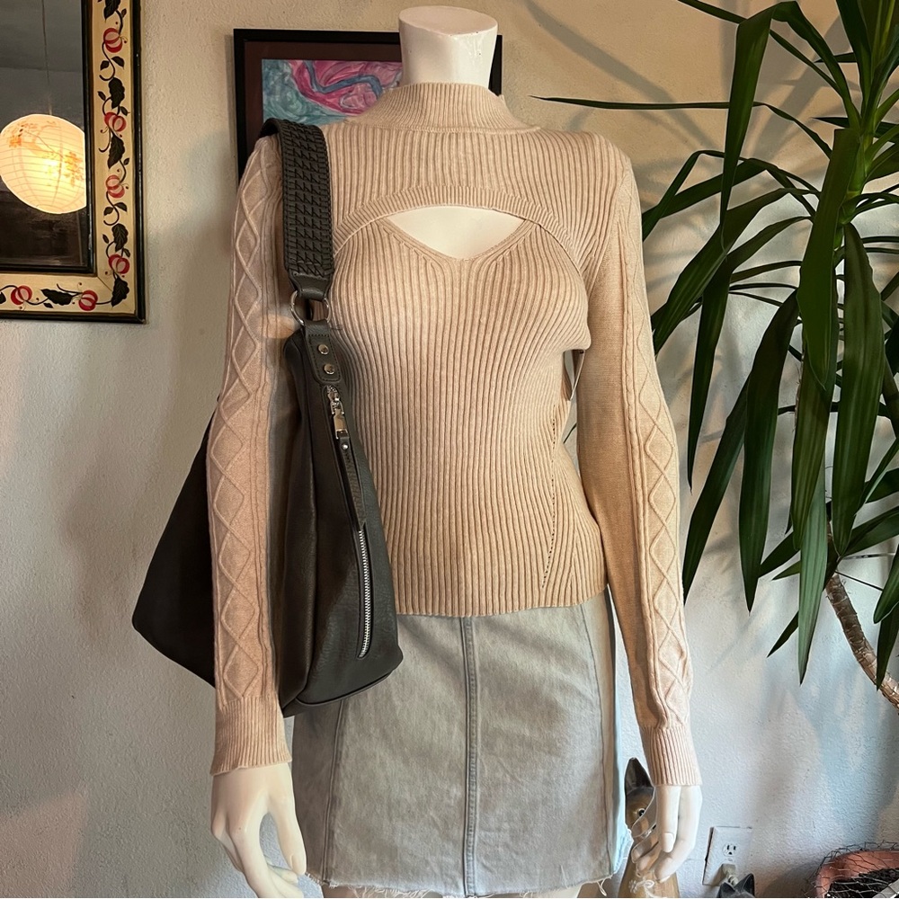 Jolie & Joy Women's Cream Ribbed Knit Sweater